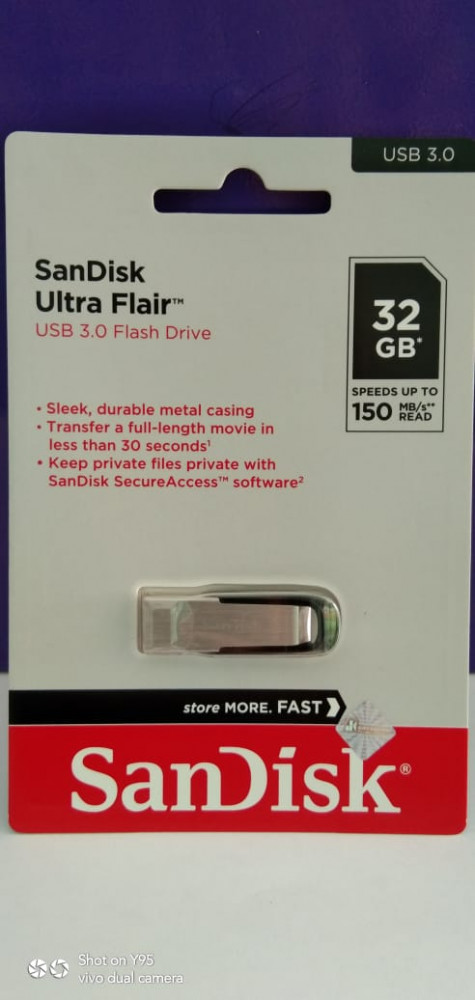 FLASDISK  SANDISK 32GB FLAIR USB 3.0